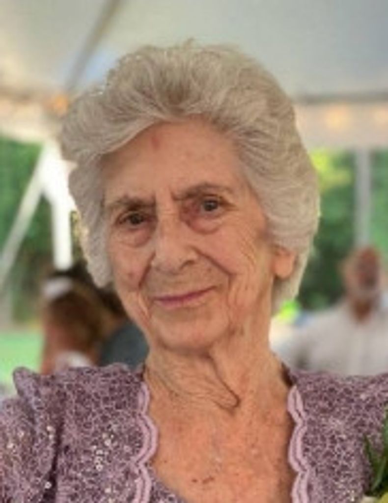 Wilda "Mae" (Williams)  Stewart