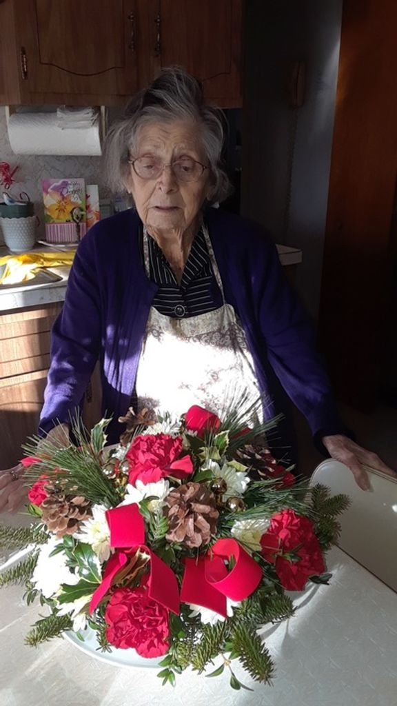 Evangelia Kounelis Profile Photo