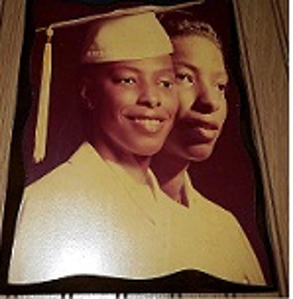 Tina  Metz Nixon