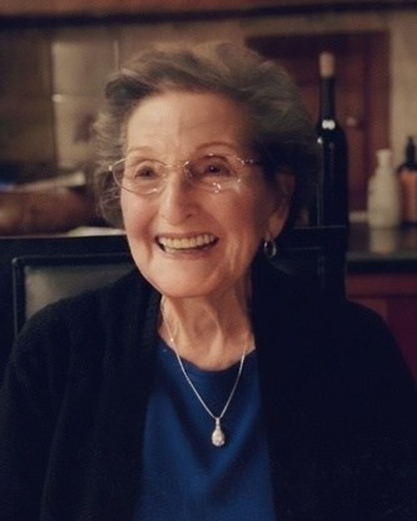 Angelina de Luna Slee Profile Photo