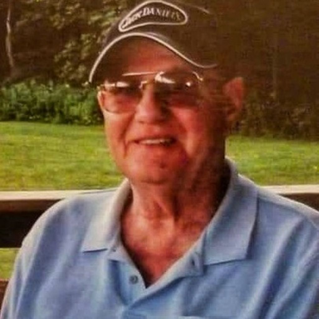 Robert E. Dumont Profile Photo