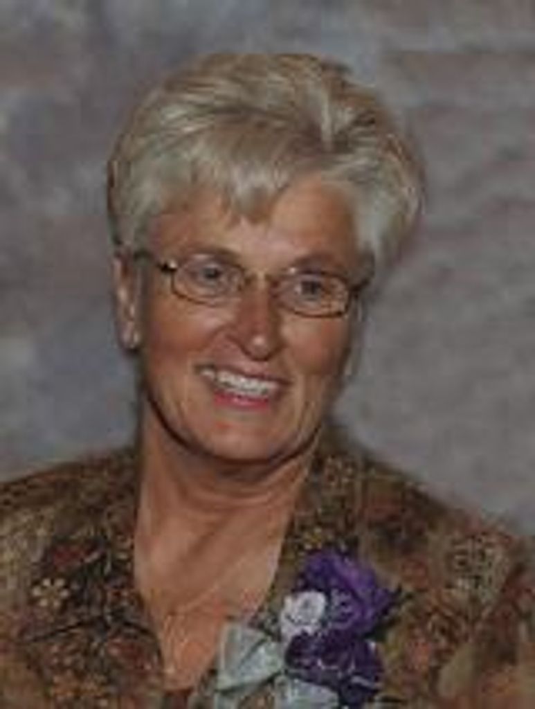 Theeann Clare Brzuchalski Profile Photo