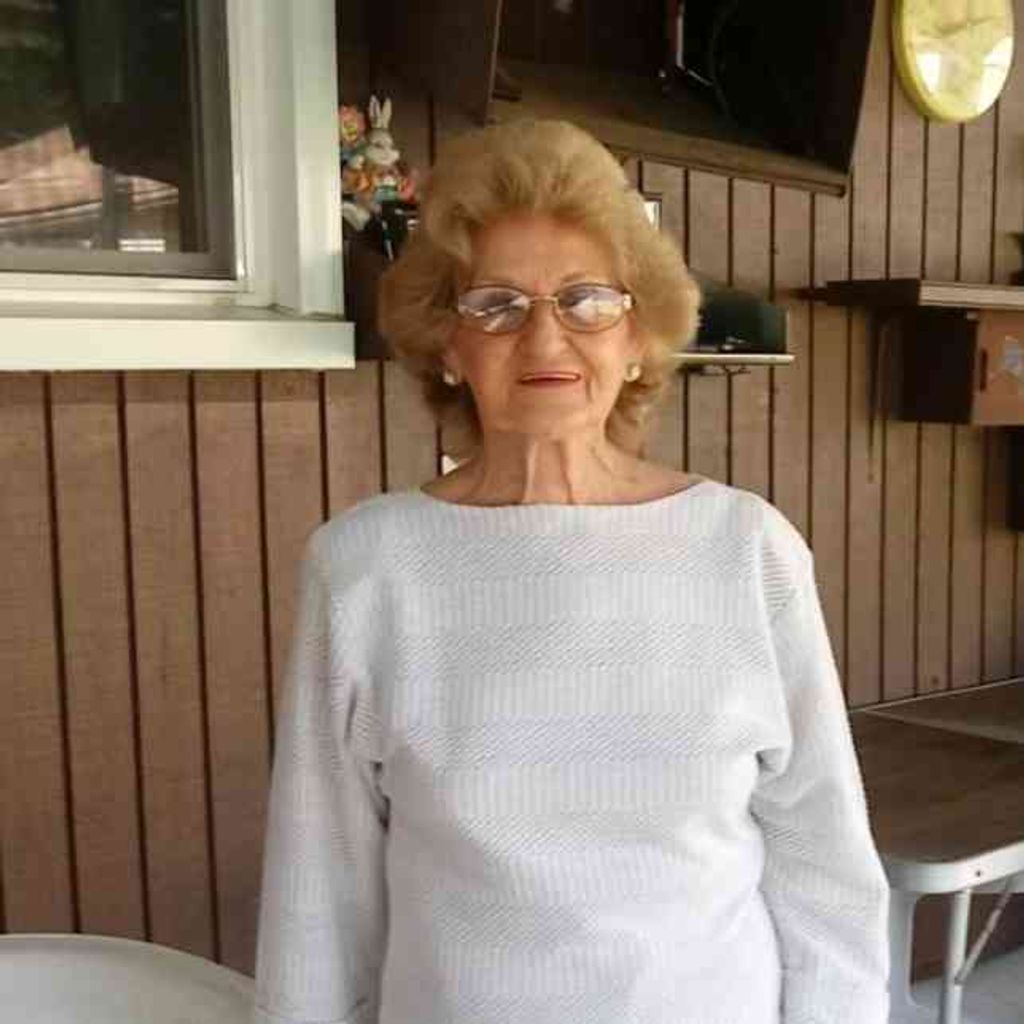 Angela Reynolds Profile Photo