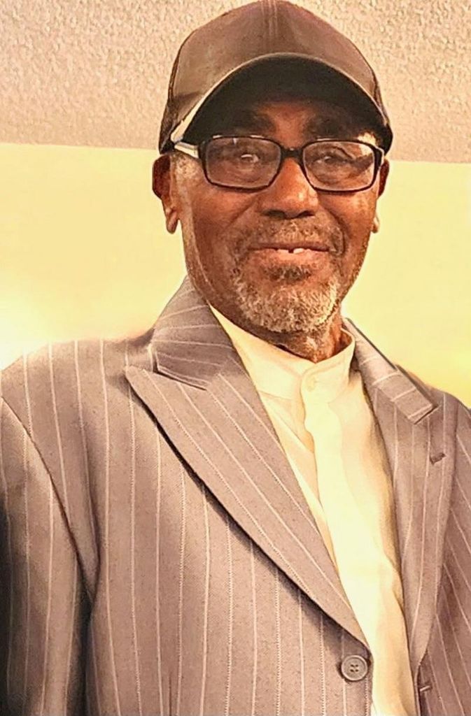 Deacon Lloyd Scott Profile Photo