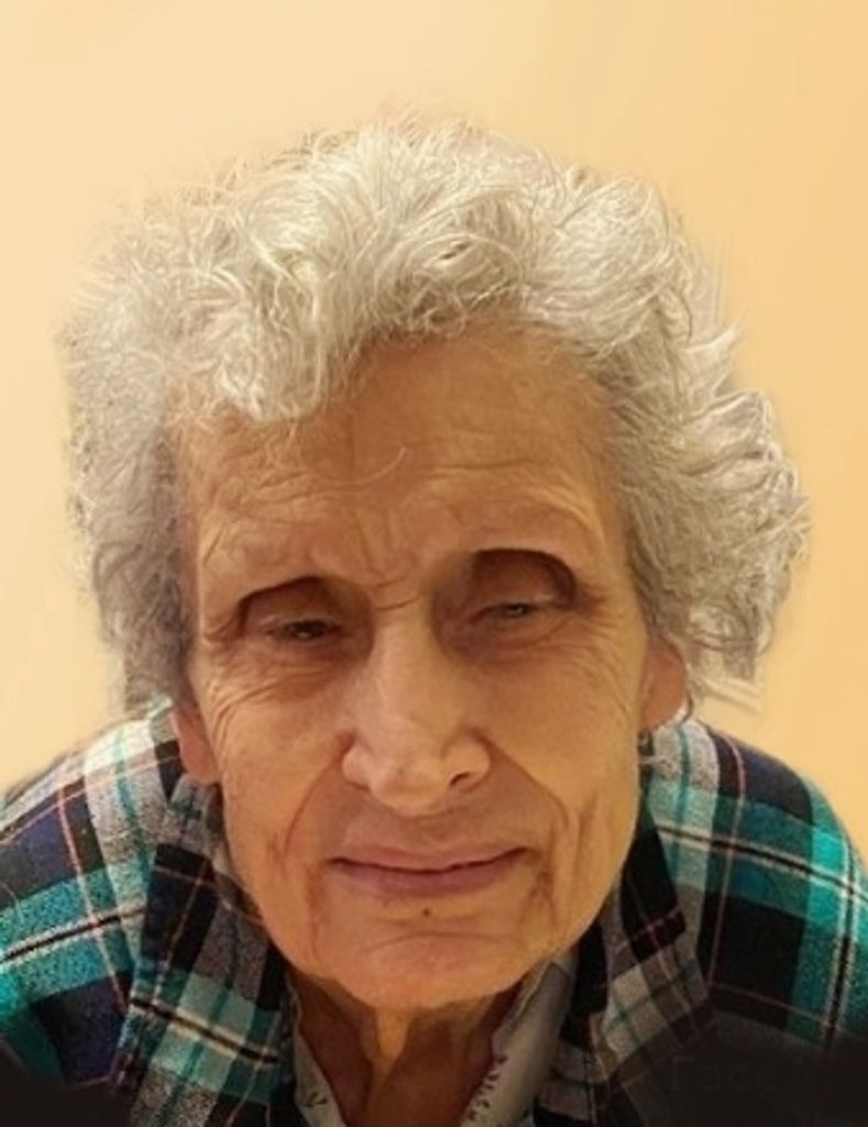 Julia Mae Phillips Profile Photo