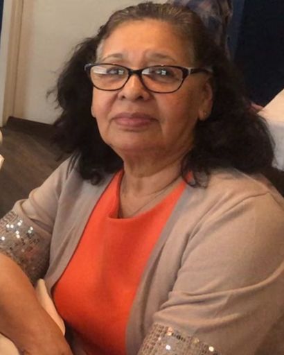 Gloria Lino Profile Photo