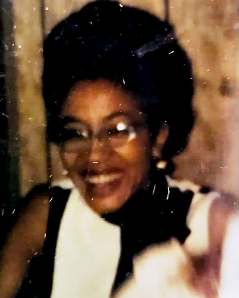 Josefina Hernandez Maken Profile Photo