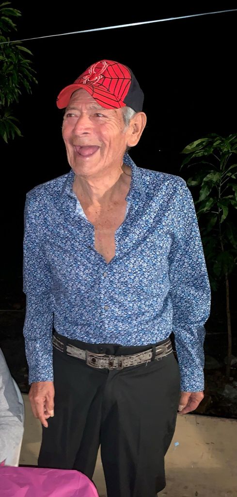 Domingo Hernandez Profile Photo