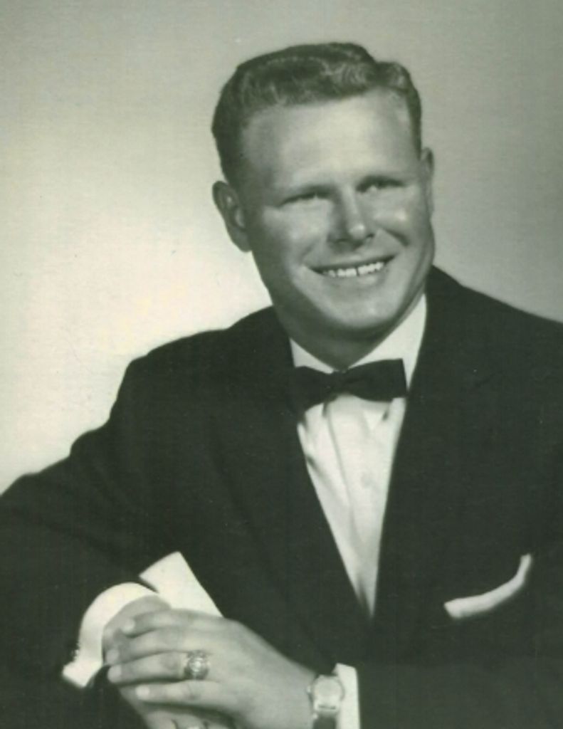 Charles Owen Mickelson