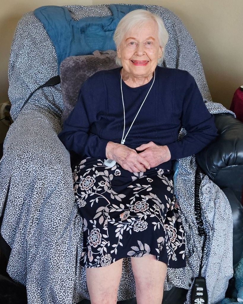 Doris Dale Haakenson