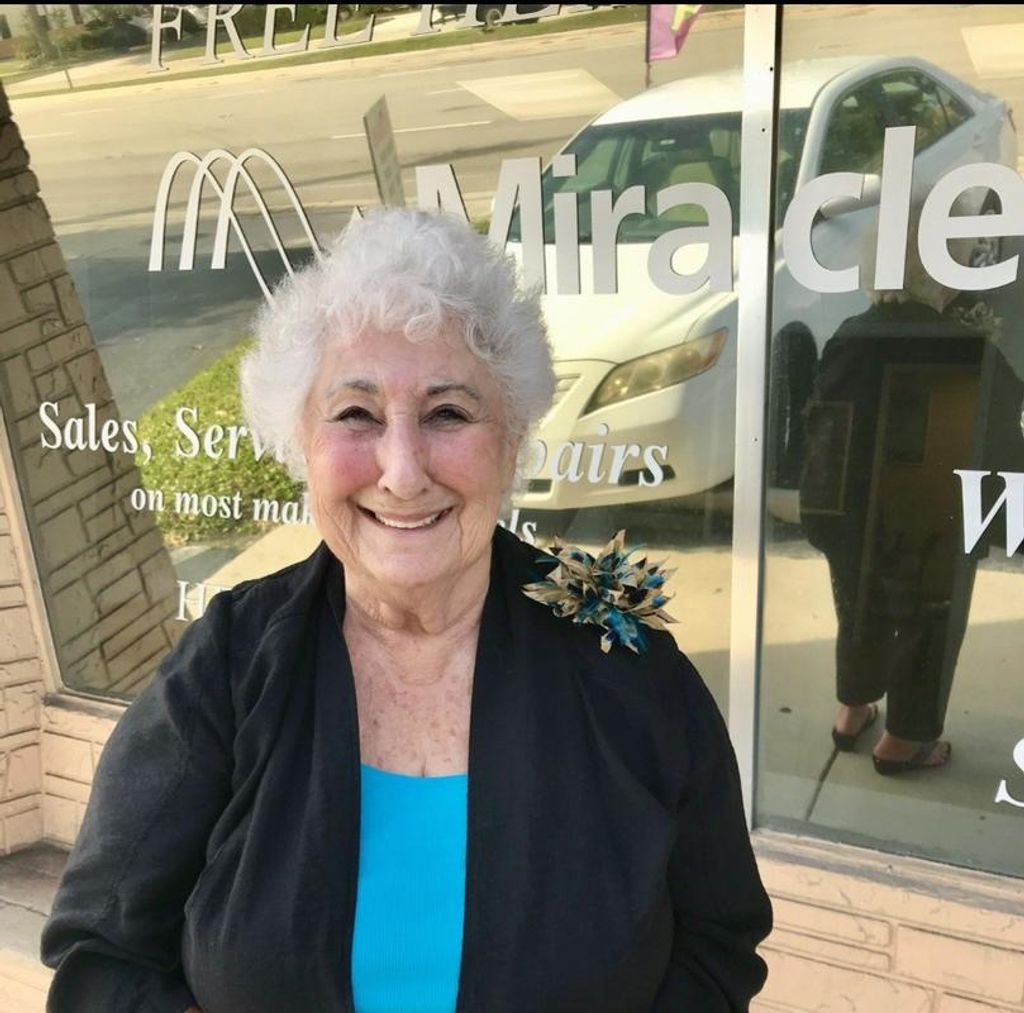 Helen S Kracoff Profile Photo