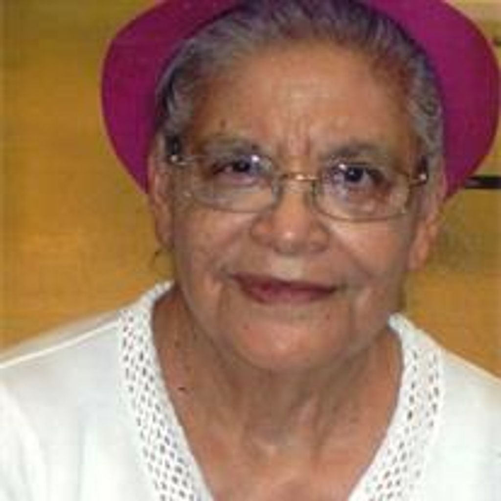 Carmen Flores