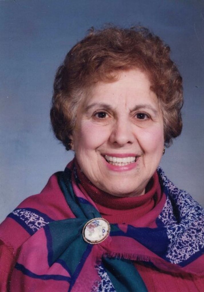 Evelyn Almeida Profile Photo