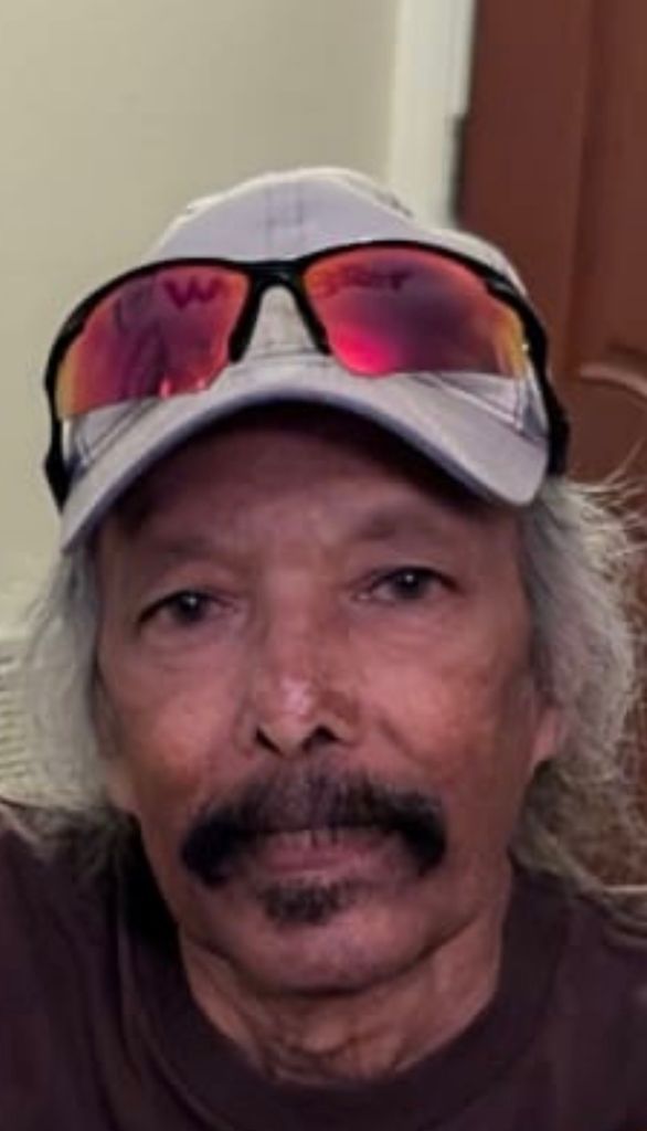 Russell E Ramrattan