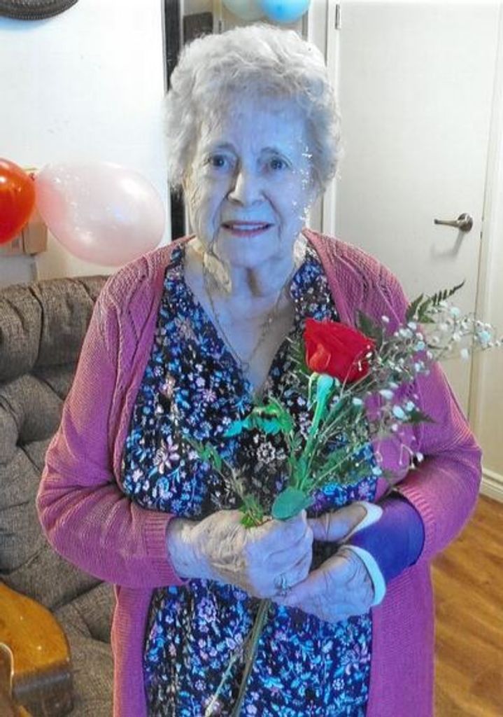 Sarah "Sadie" Rita Carew (Nee. Walsh) Profile Photo