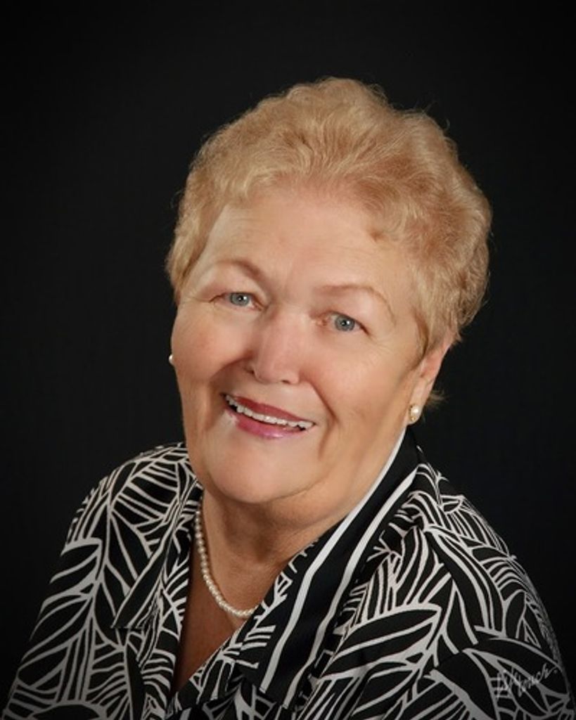 Molly May Croasdale Profile Photo