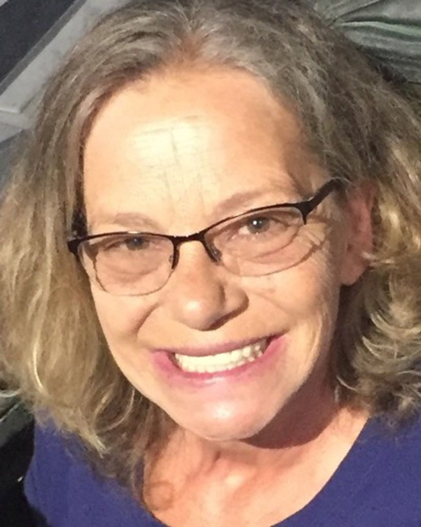 Elaine Perry Profile Photo