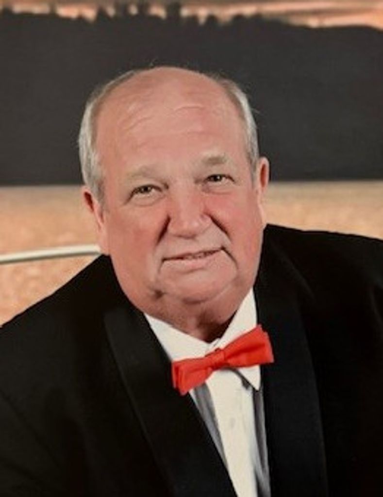 Michael "Mac" Julian Kinlaw