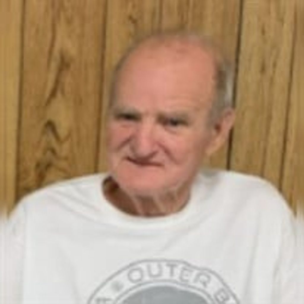 Louis Everett Tucker