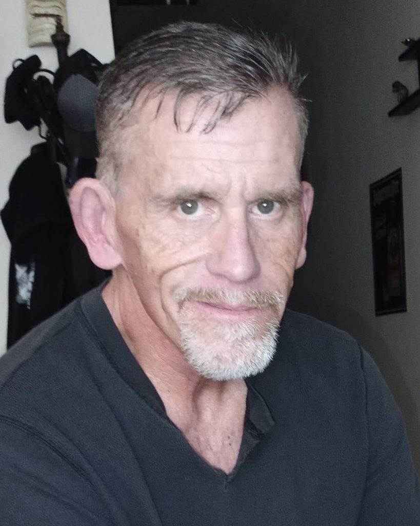 Colen Clark Mills Profile Photo