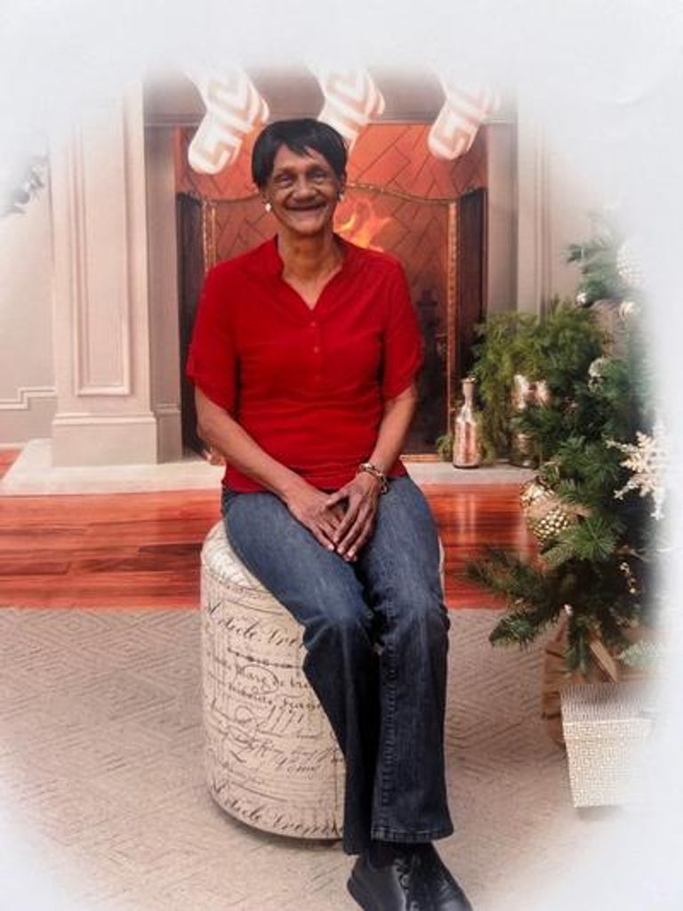Vivian Johnson Profile Photo