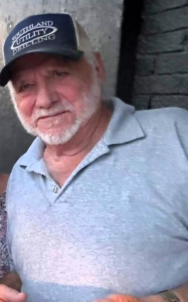 Joe Wiggins Profile Photo