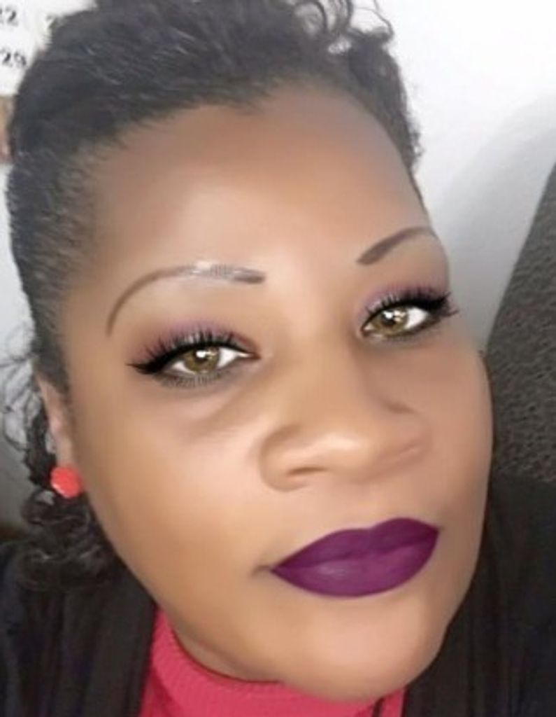 SANDRA THOMPSON Profile Photo