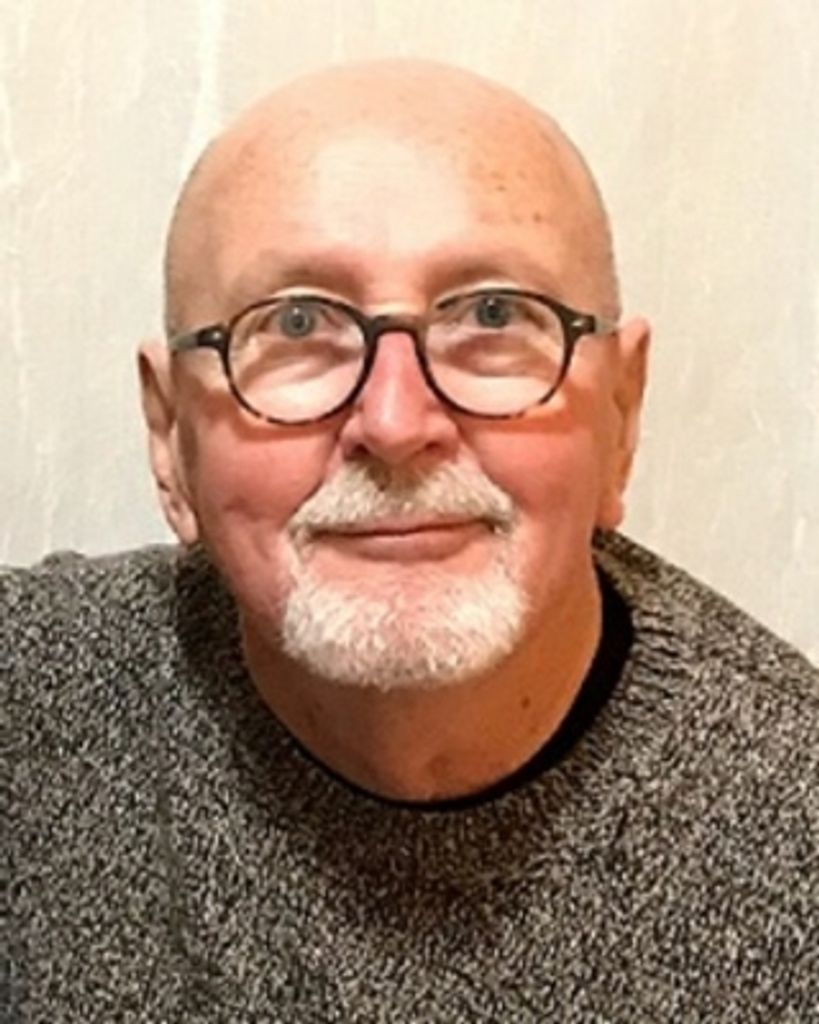 Gary Leon Lucas