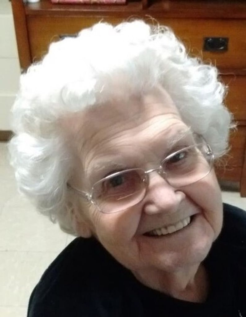 Elsie M Lapointe
