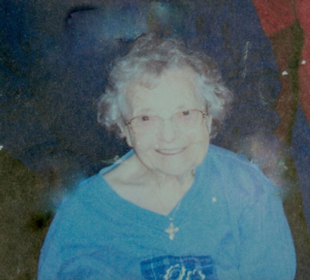 Naomi Helen Moomaw