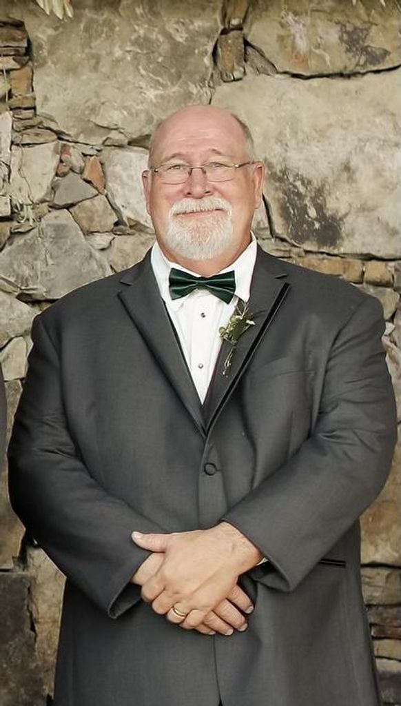 Elmer "Wayne" Thompson Profile Photo