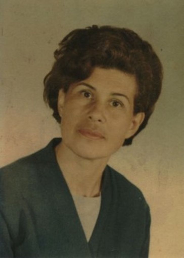 Herminia Victoria De Lima