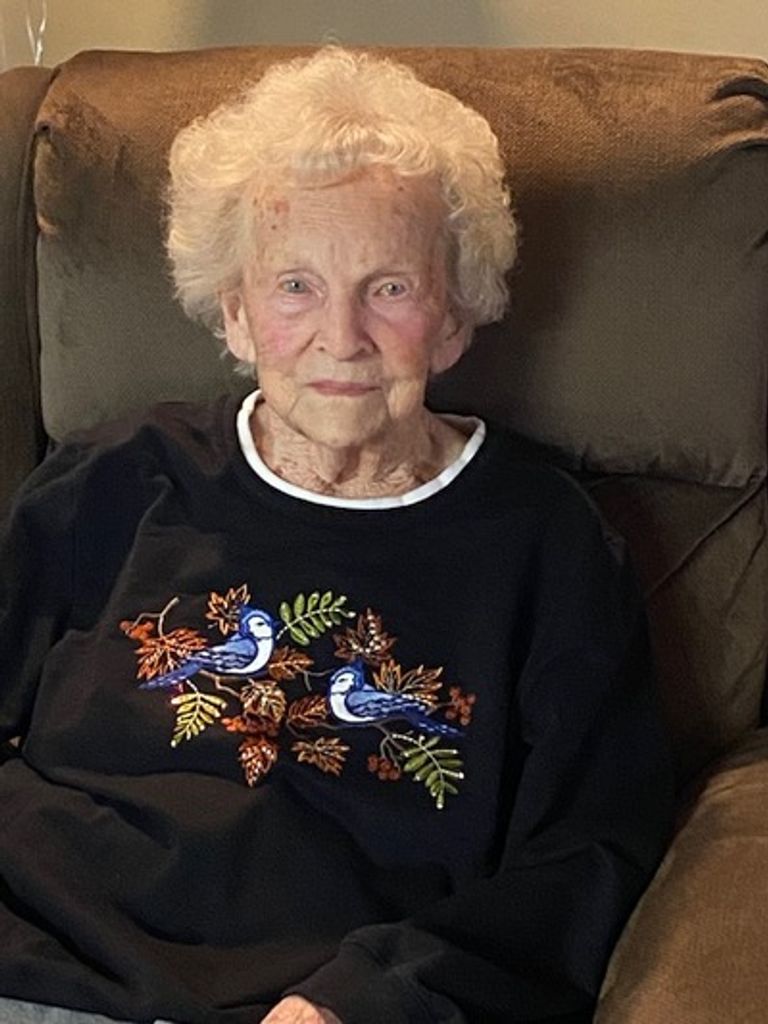 Evelyn Davis Profile Photo