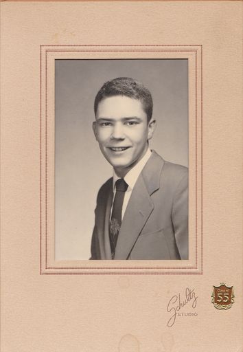Robert "Bob" E Seitz photo gallery thumbnail 9 of 46
