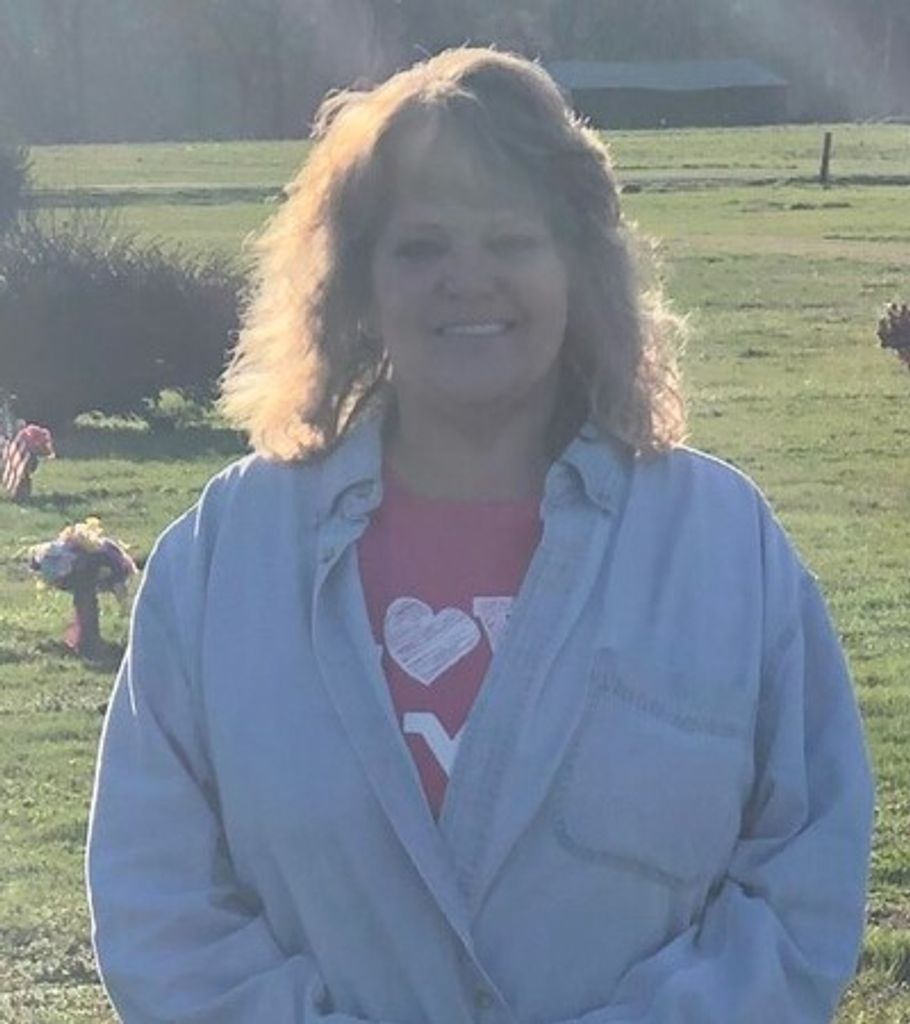 Lu Ann Roush Profile Photo