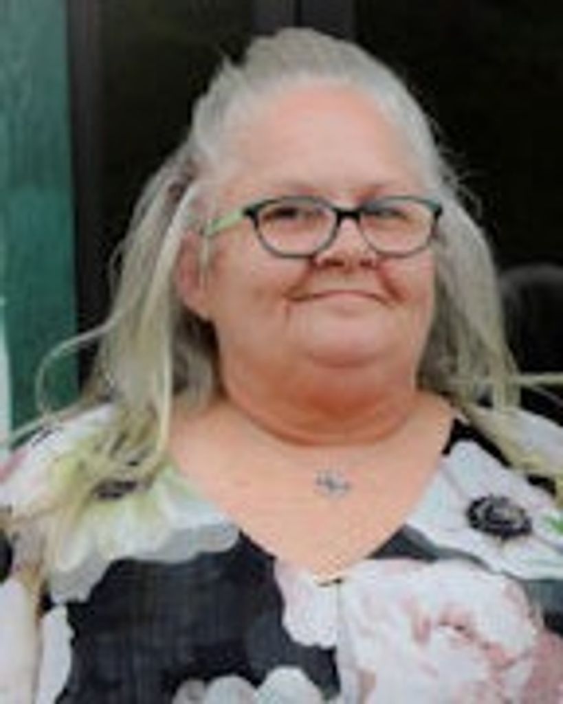 Evelyn L. Bostwick Profile Photo