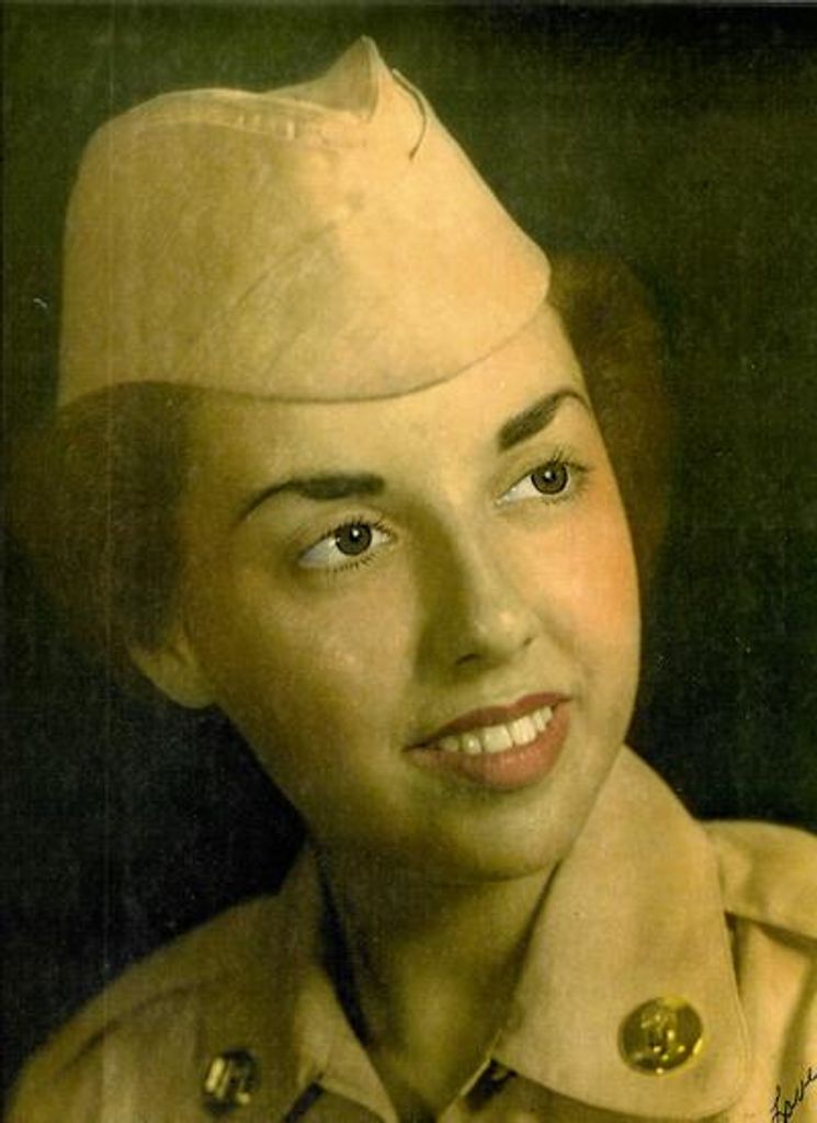 Pauline Bento Moore Profile Photo