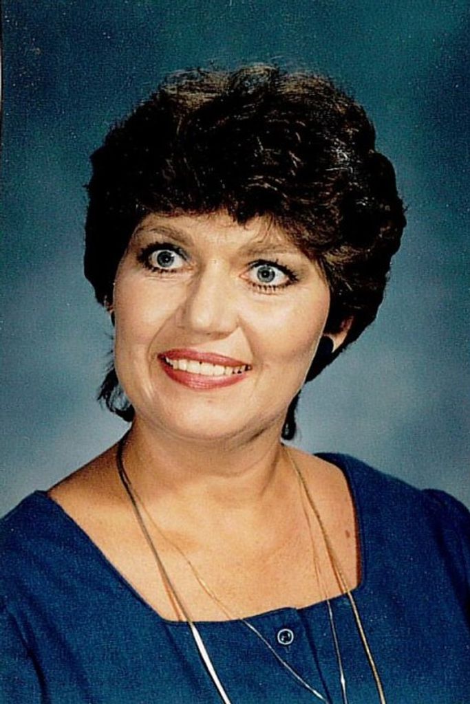 Joyce Lee (Reus)  O'Neal