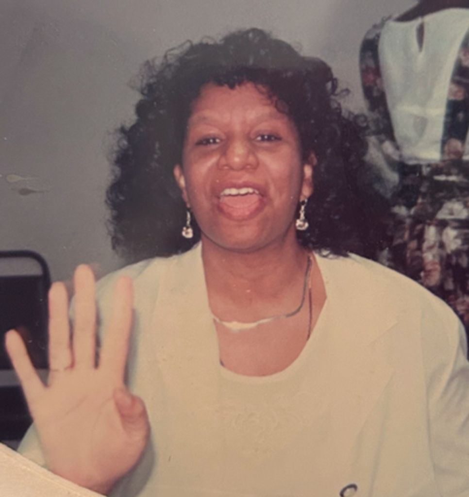 Jewlean Lewis Profile Photo