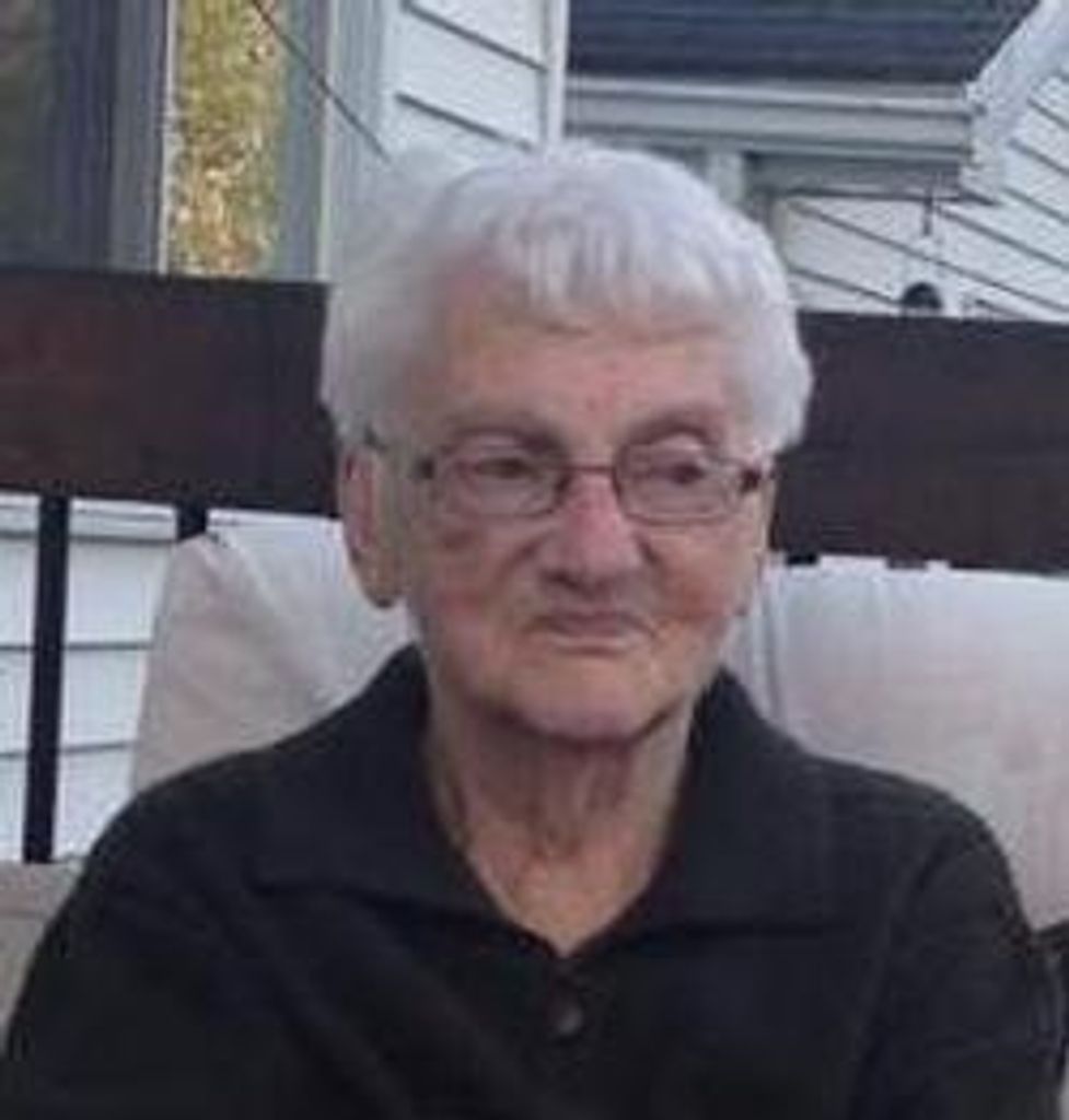 Annie Lucenda Rowe Profile Photo