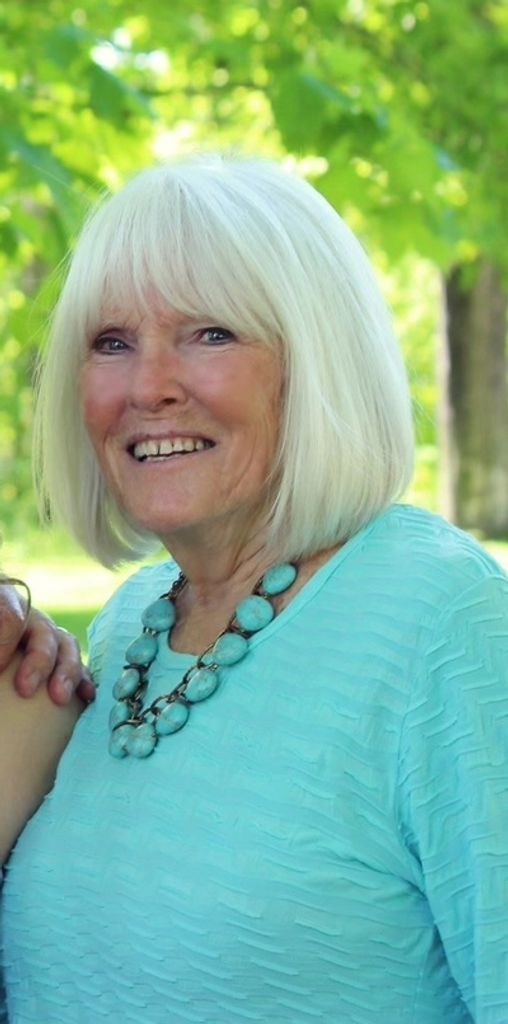 Rosemary Collins Profile Photo