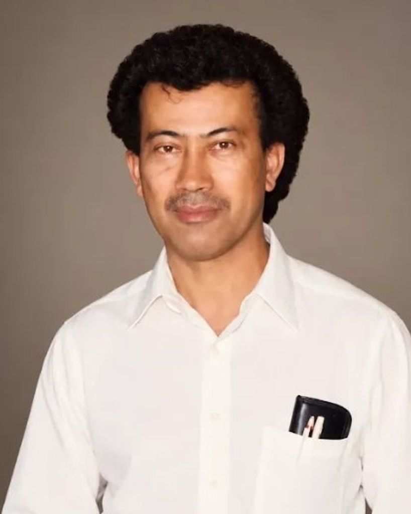 Manuel F. López Profile Photo