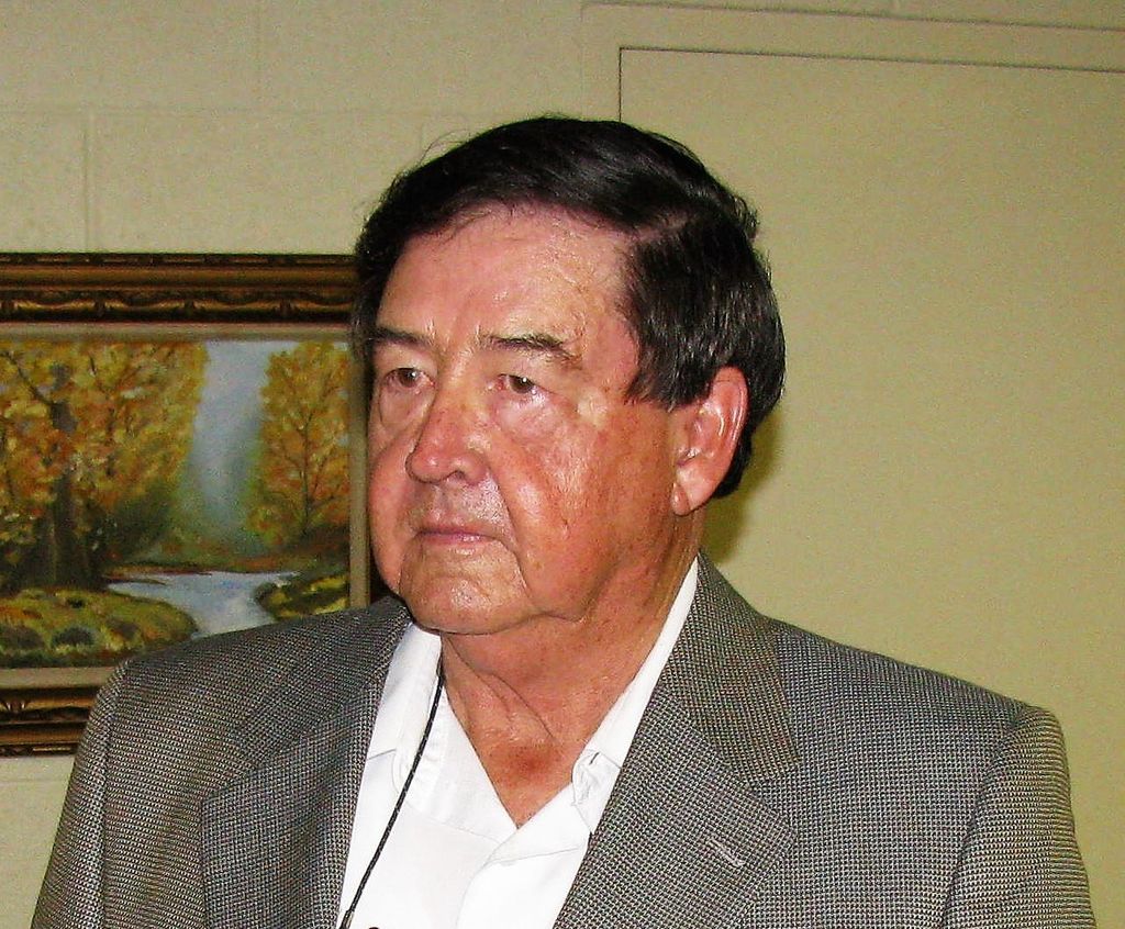 Joe Earl Schmid Profile Photo
