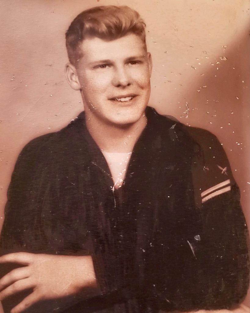 Robert "Bob" Niehaus