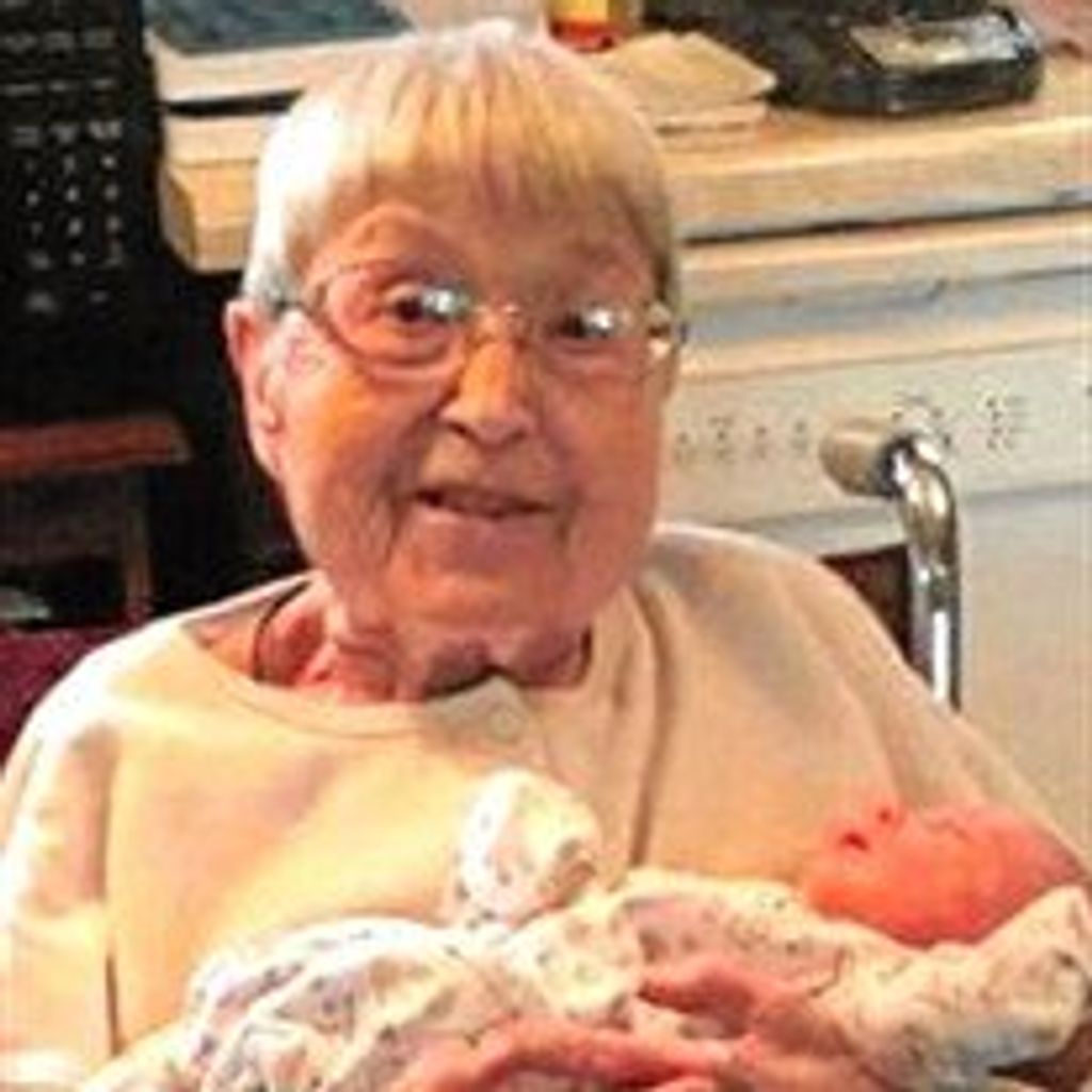 Avis  Elaine (Hagen)  Restad