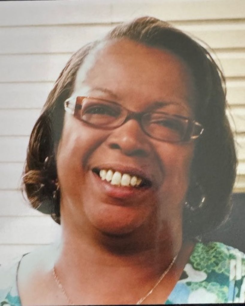 Charlon Deltheea Robinson Profile Photo