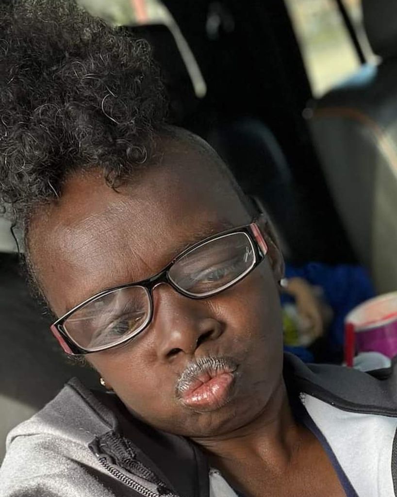 ANSSIE DOTSON
