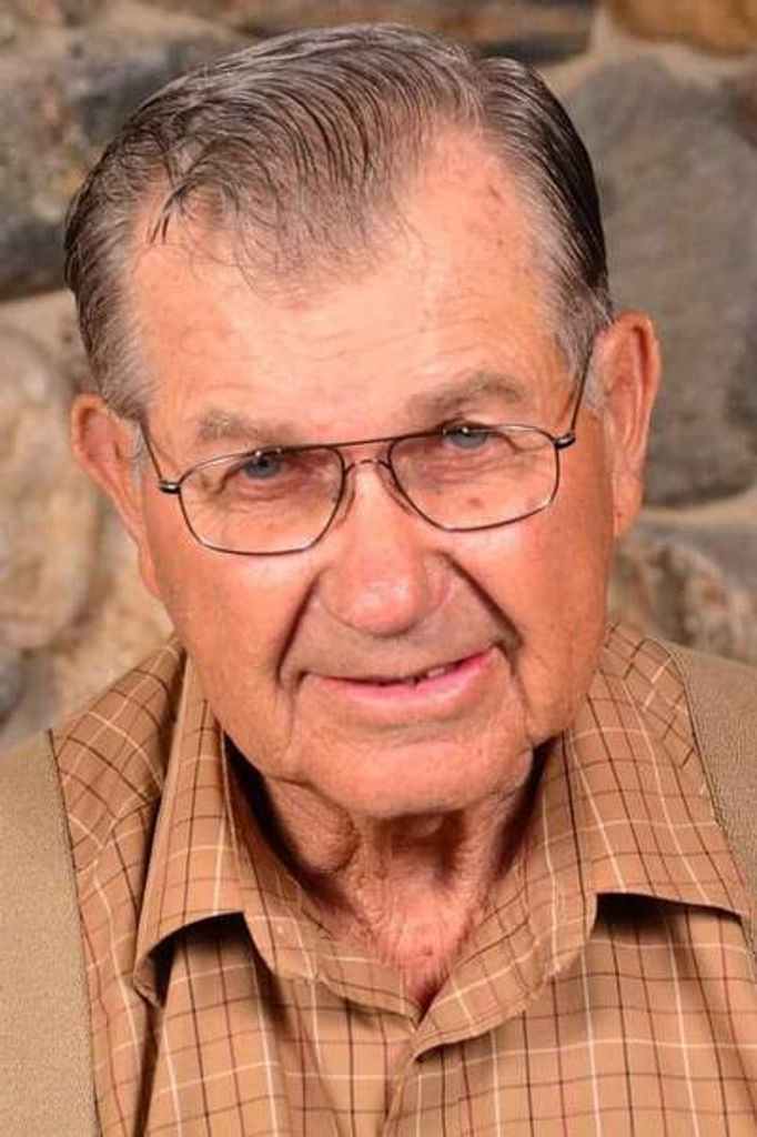 Carroll Dean Priebe Profile Photo