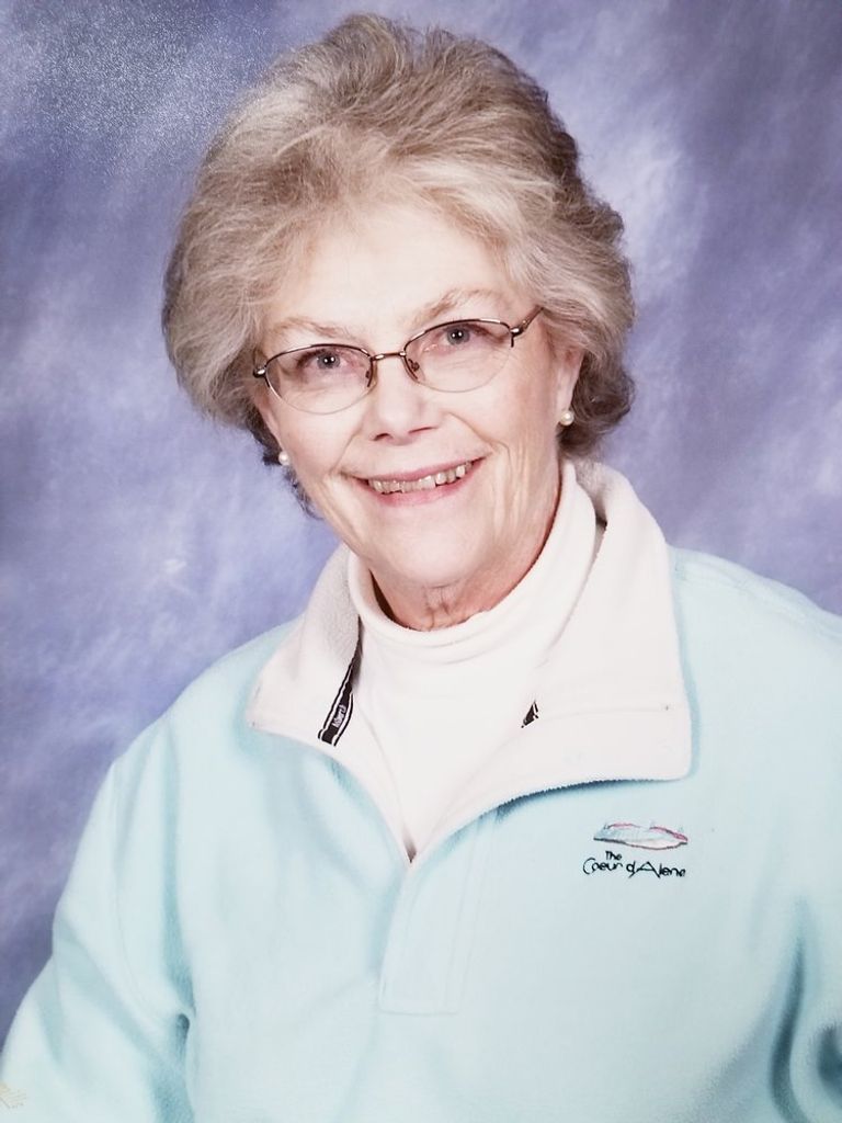 Claudia Lynn Holtz