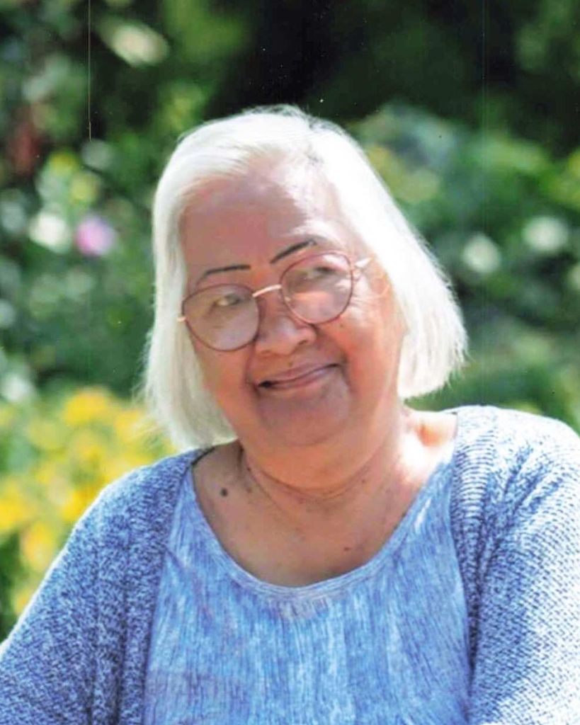 Lourdes Villena Williams